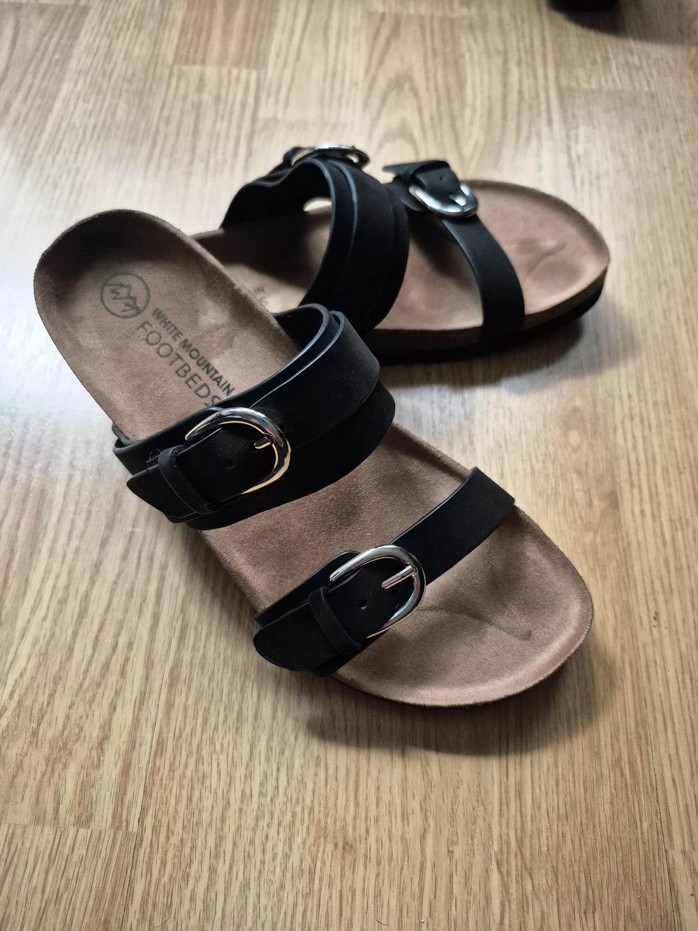 White Mountain Black Strap Footbed Sandals